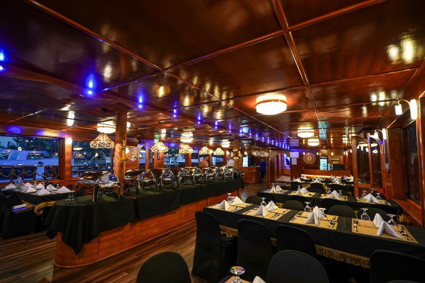 Dubai Canal Dinner Cruise